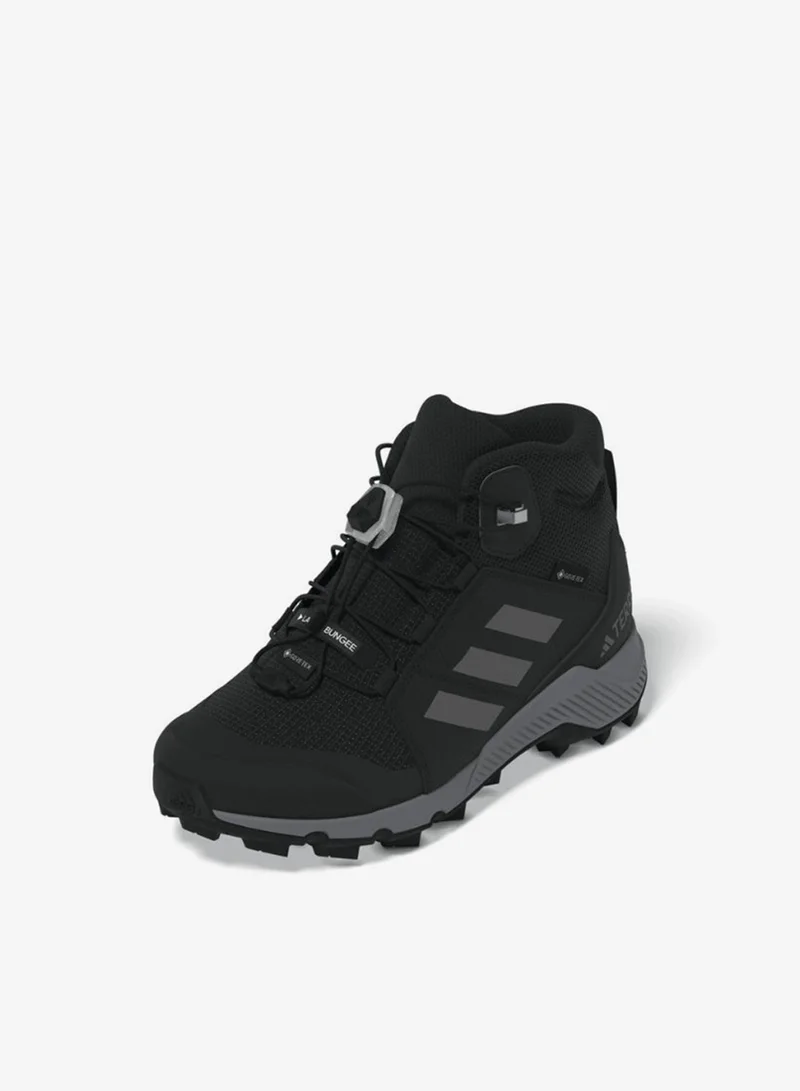 اديداس أحذية تيريكس ميد جور تكس للمشي لمسافات طويلة للأطفال